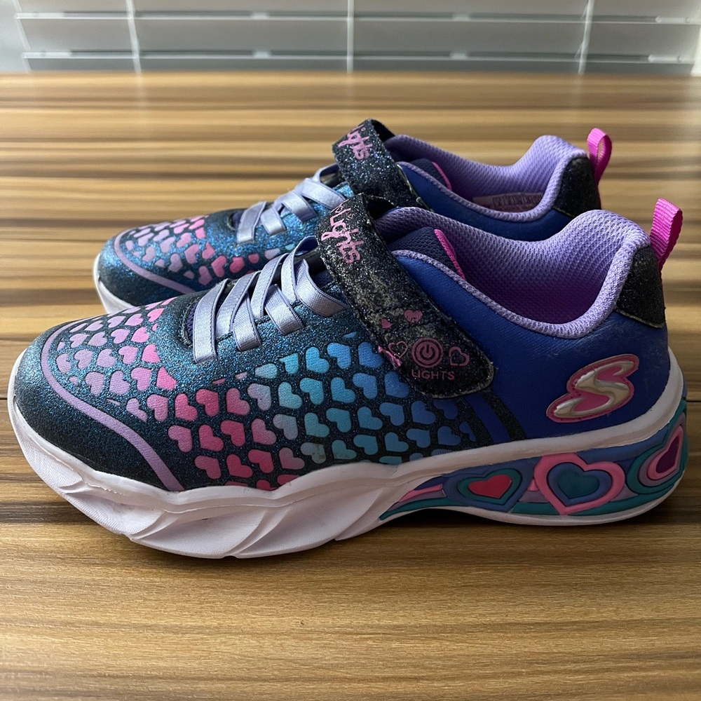 Skechers Kids' Heart Lights: Sweetheart Lights - Lovely Colors Girls Size 3 - Picture 6 of 13